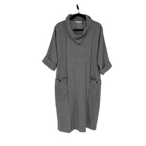 Vintage Women's Damon Black and White Cowl Neck Dress - Plus Size 20